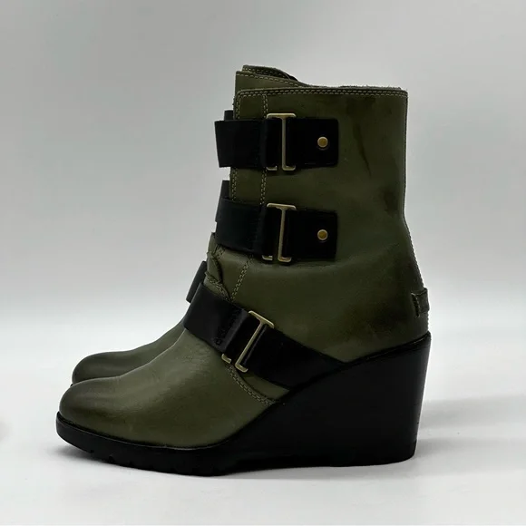 Sorel Olive and Black Heeled Boots - Picture 4 of 9